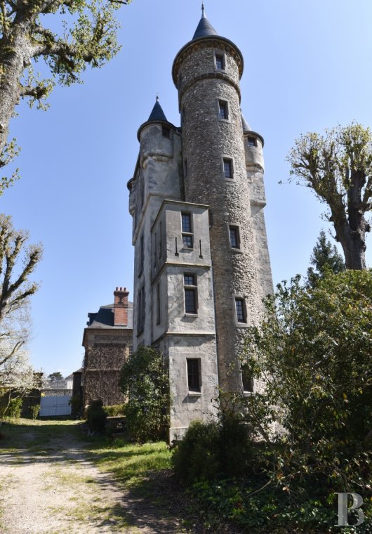 The Tour Anne Boleyn at Briis-sous-Forges