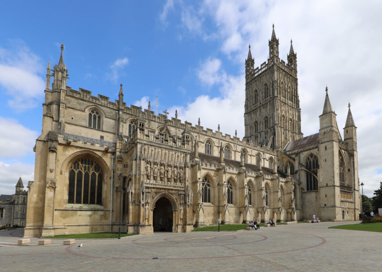 Tudor Gloucester: Gateway to the West and Crossroads of Kings