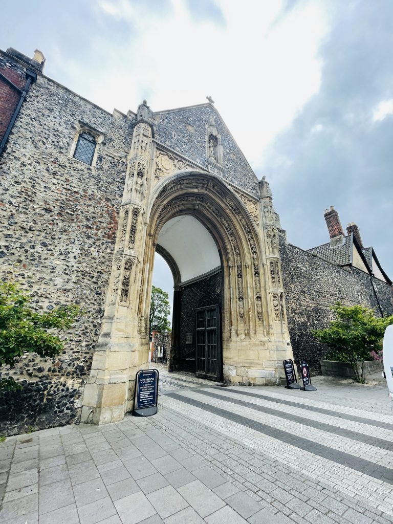 Norwich Cathedral, 1578 Progress To Norwich