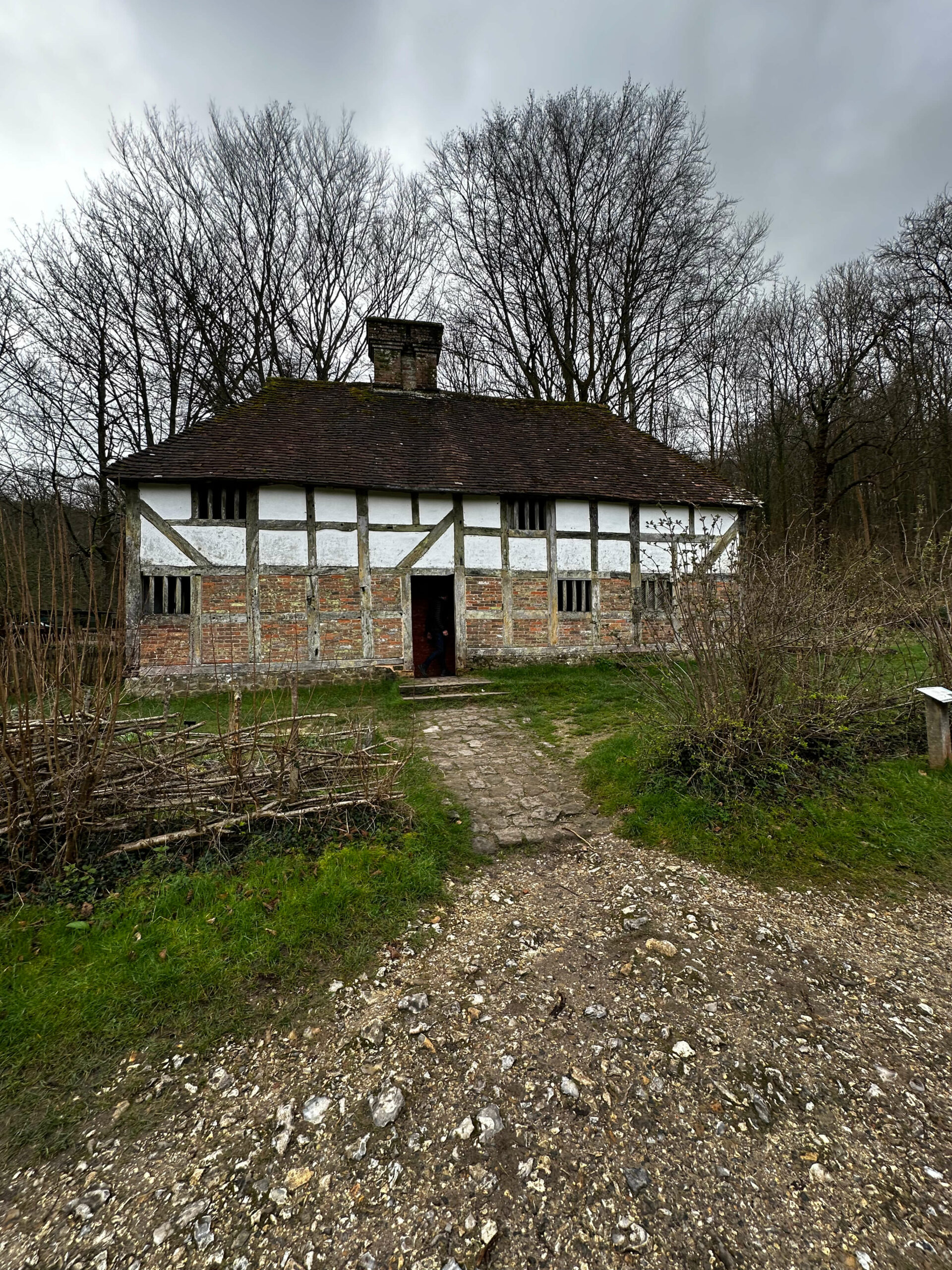The Homes of Ordinary Tudors: Life Beyond the Court