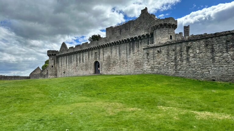 Craigmillar Castle and the Craigmillar Bond