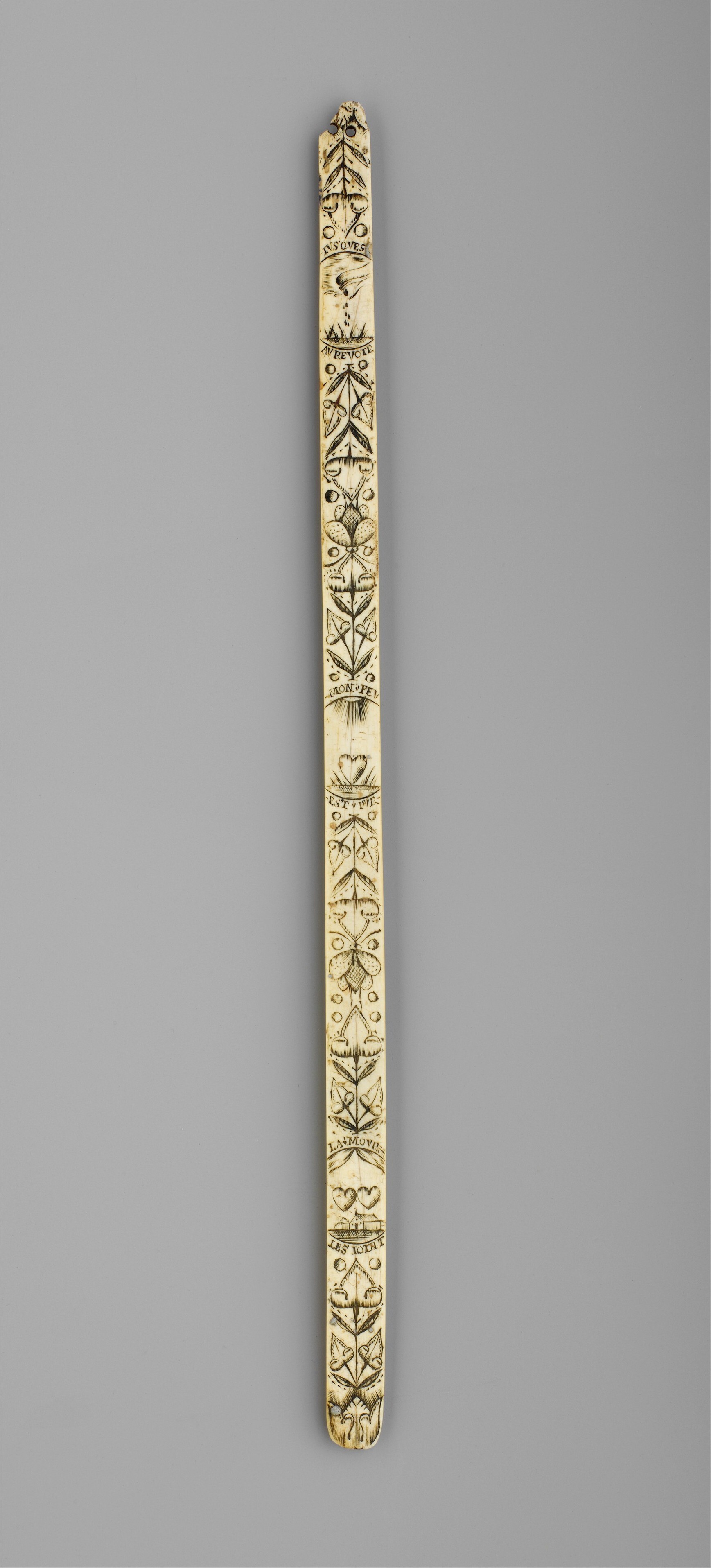   Ivory busks, French (back), 17th century, Metropolitan Museum of Art New York, 30.135.20 
