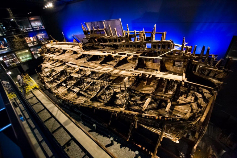 The Mary Rose Museum & Southsea Castle: Tudor Day Trips From London
