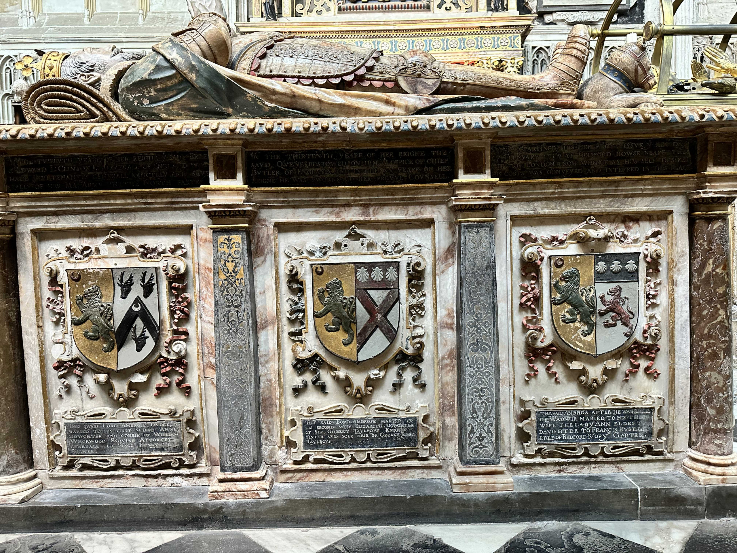 The chest tomb of Ambrose Dudley with his effigy on top.