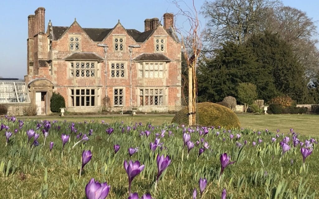 Blog | The Tudor Travel Guide