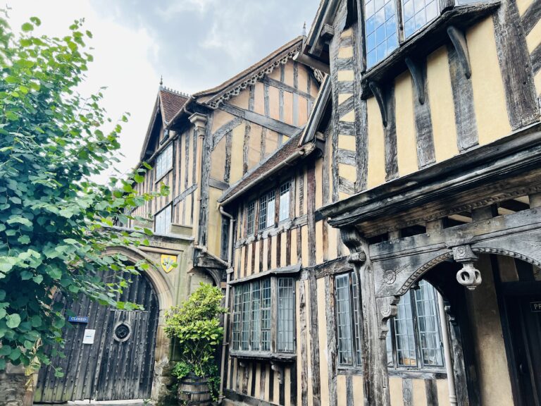 The Lord Leycester, Warwick, maintains its medieval design, comprising a Great Hall, a Chapel, and a Guildhall.