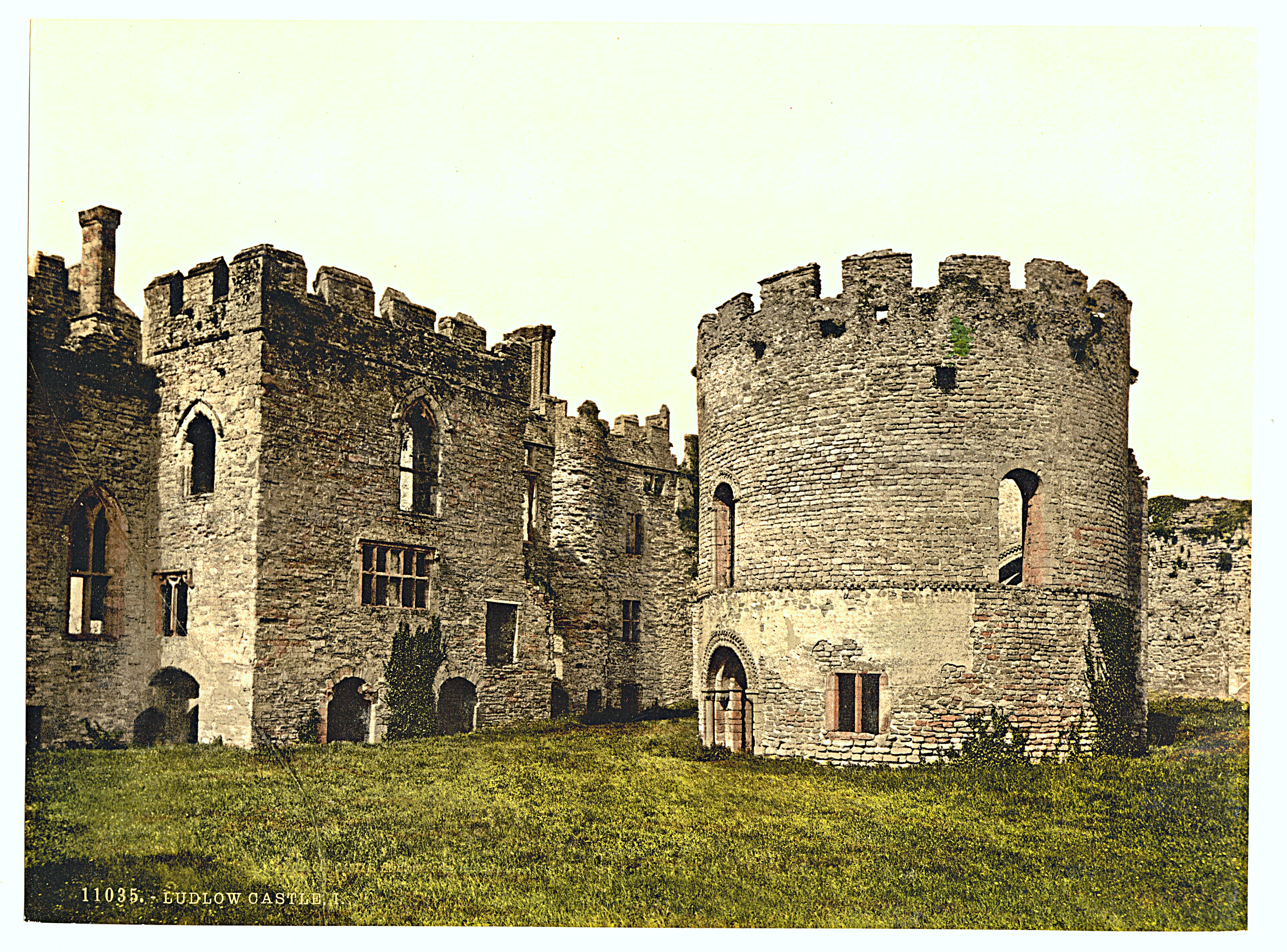 Ludlow Castle: The Chamber Block and Privy Chapel