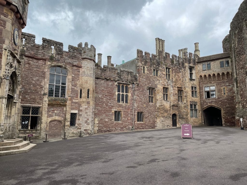 Berkeley Castle, glorious Gloucestershire